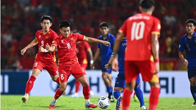 OK9 phân tích: Trọng tài rút hơn 500 thẻ bắt trận Việt Nam vs Thái Lan 1 OK9 phân tích: Trọng tài rút hơn 500 thẻ bắt trận Việt Nam vs Thái Lan